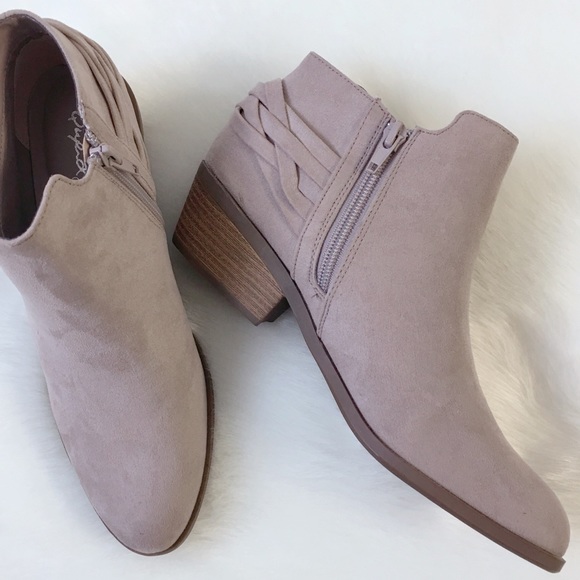 Taupe Pointed Toe Ankle Booties Braided Back - Picture 8 of 8